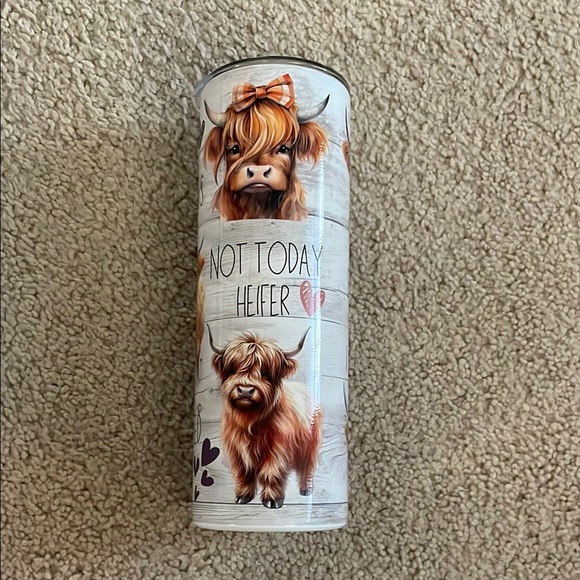 Amazon Other - Highland Cow Tumbler with Cute Design
